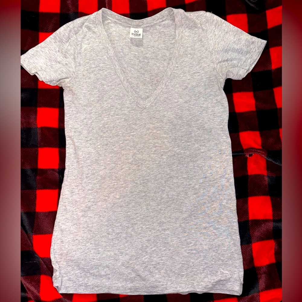 Cotton V-Neck Gray Tee Shirt